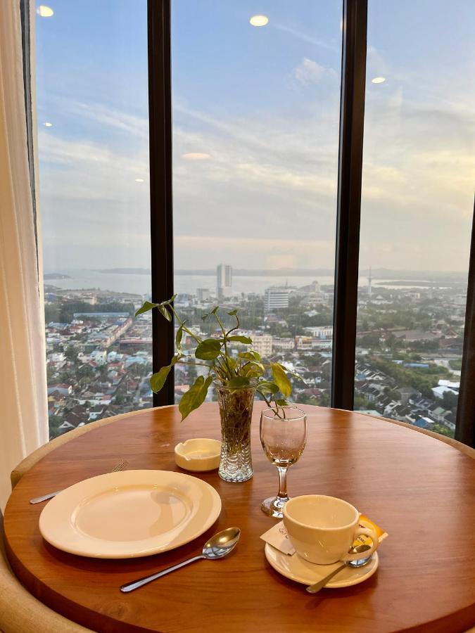 Verdela Pollux Meisterstadt Batam Apartement Экстерьер фото