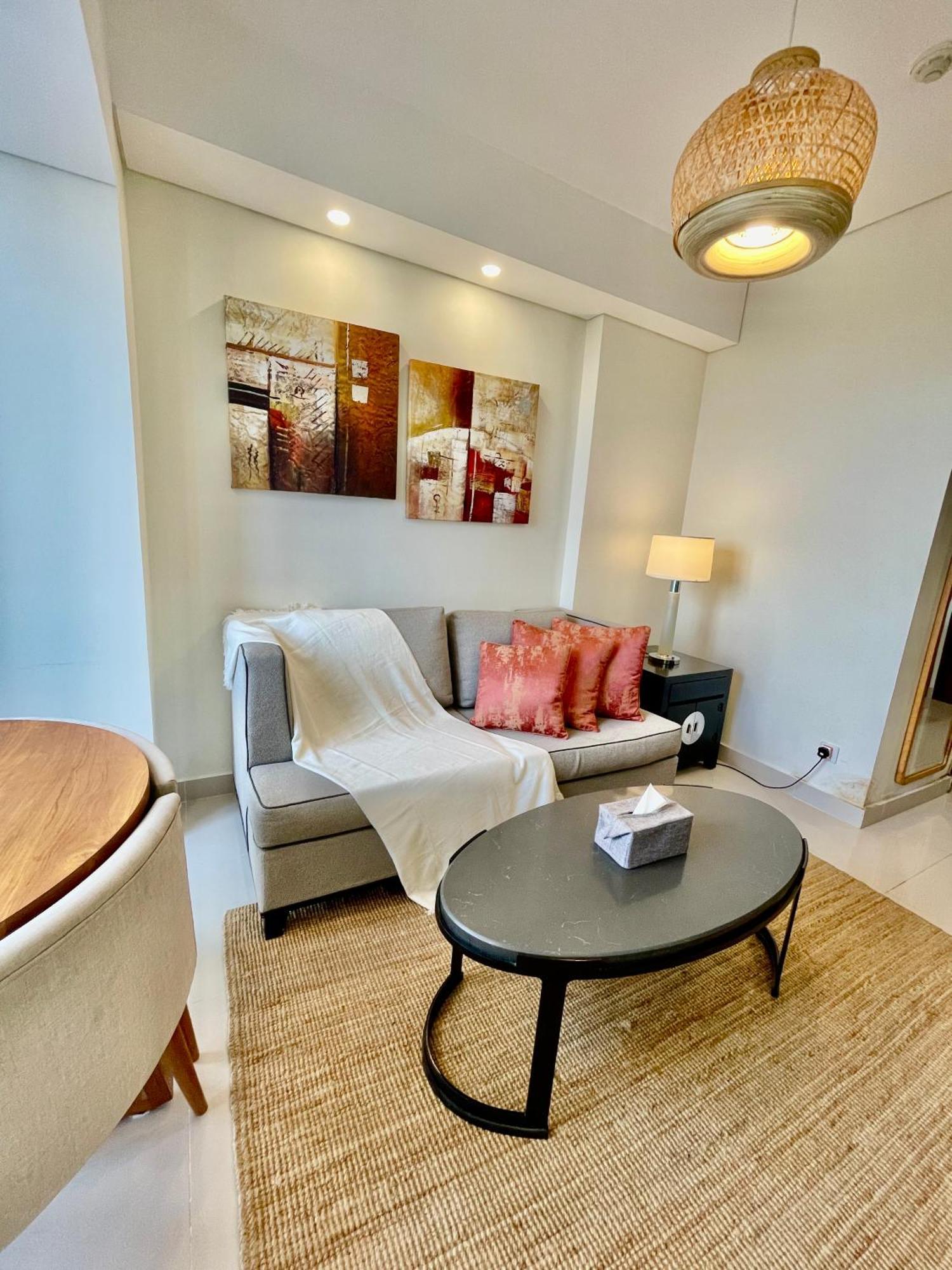 Verdela Pollux Meisterstadt Batam Apartement Экстерьер фото